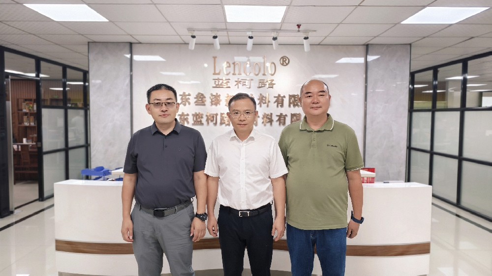 心系企業(yè)，情暖藍(lán)柯路——陳鎮(zhèn)長及鎮(zhèn)領(lǐng)導(dǎo)團(tuán)隊(duì)親臨指導(dǎo)，共繪發(fā)展藍(lán)圖